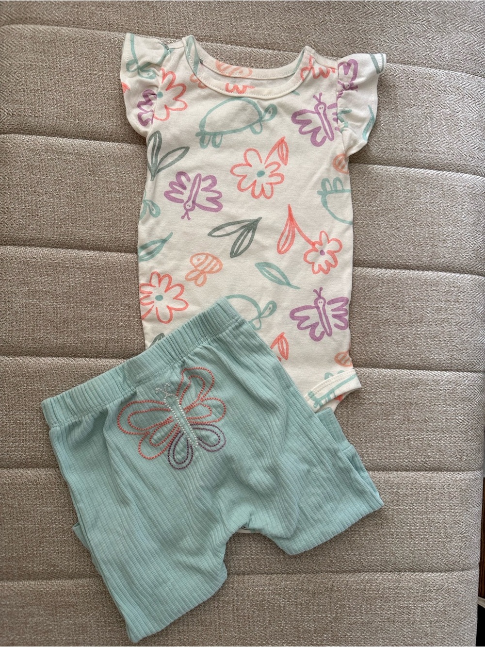 Baby onsie with matching pants